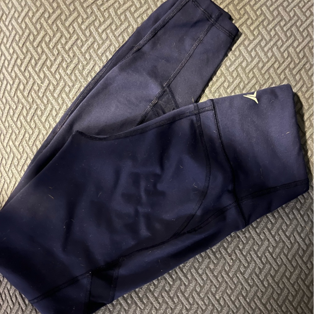 Old Navy Active Mesh Detailed Navy Leggings